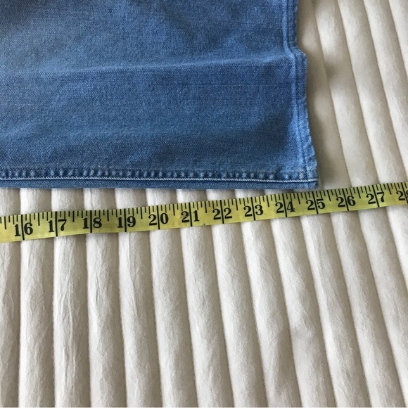 Talbots size 6 petite jeans light wash 5 pocket embellishments on back p… - Picture 7 of 10